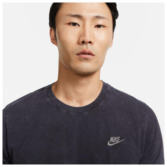 Nike Ανδρική κοντομάνικη μπλούζα Sportswear Club Nike Ανδρική κοντομάνικη μπλούζα Sportswear Club